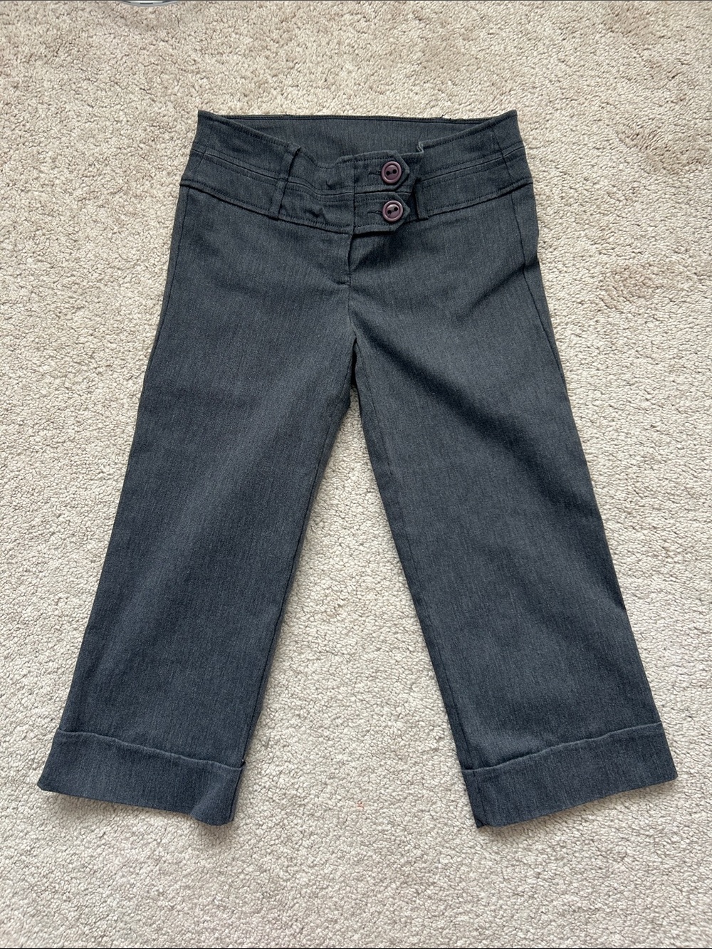 Shelly David Gray Capris Trousers with Button Waist